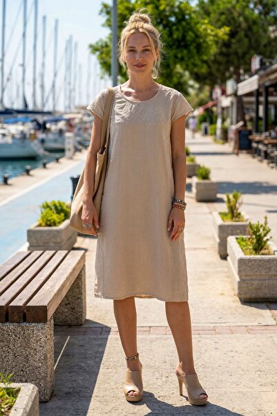 Chiccy Beige Pool Collar Low Sleeve Pocketed Sleeves, Roba and Sides Embroide...
