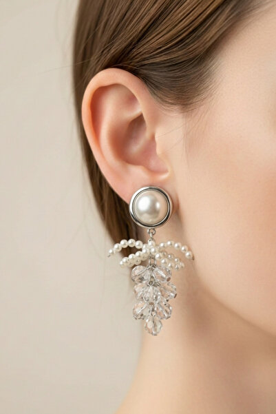 PETEK AKSESUAR Beaded Pearl Spring Earrings