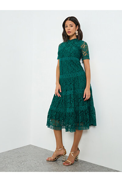 Styli Green Lace Tiered Midi Dress