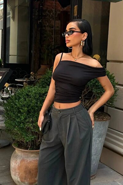 Cool & Sexy Asymmetrical Cut Black Stretchy Cropped Blouse