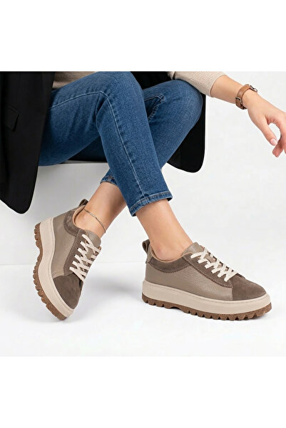 Dincomoditate women's sneakers