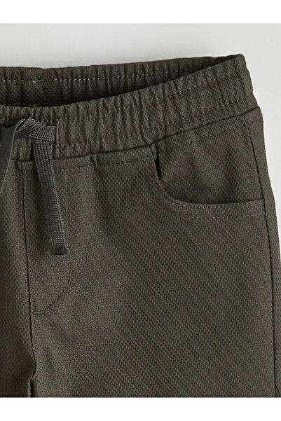 LC Waikiki Pantaloni pentru băieți slim fit kaki