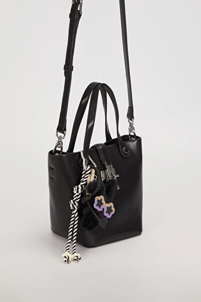 Lale Butik حزام ليڤيدور تشارم ديتيلد تشارم بريميوم حقيبة 930616 أسود