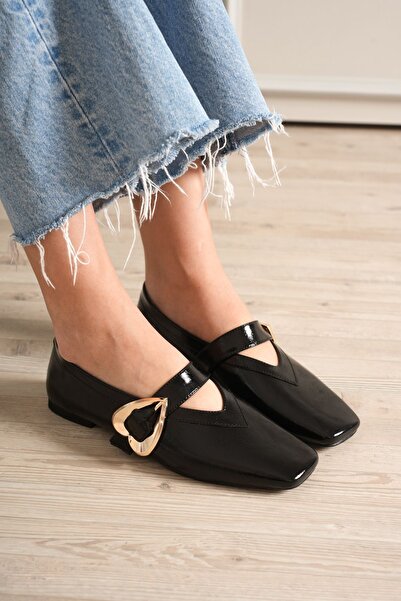 yezy shoes Rugan Kalp Buckle Detail Women Ballet Flats