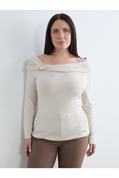 LC Waikiki Özmarka Νέα Σεζόν Μπλούζα Μεγάλου Μεγέθους με Λαιμόκοψη Βάρκα Με σ...