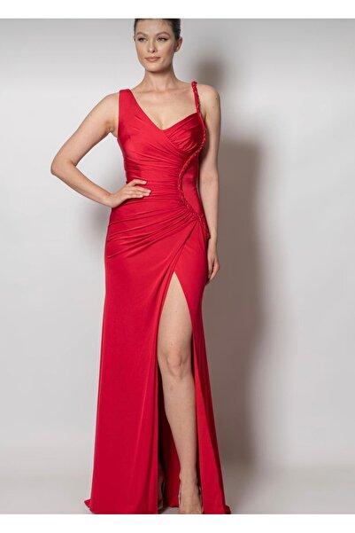 Generic فستان احمر بضفيره جانبيه