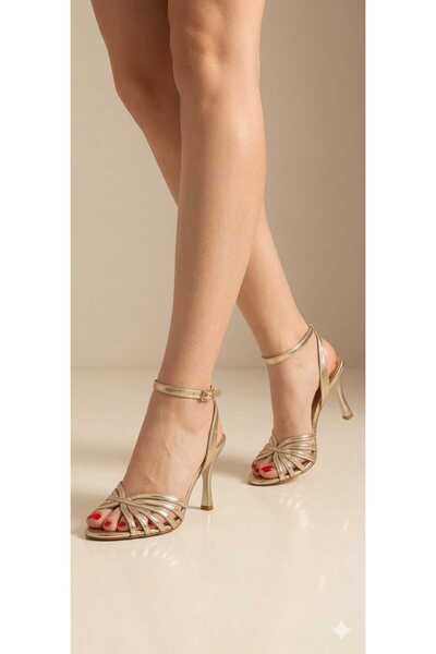 ÜNAL ÖZER Pantofi de damă aurii, cu detaliu tip biye, cu spatele deschis, cu ...