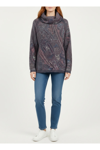 Neden Tekstil Women's Turtleneck Stone Embroidered D Patterned Knitwear Sweater