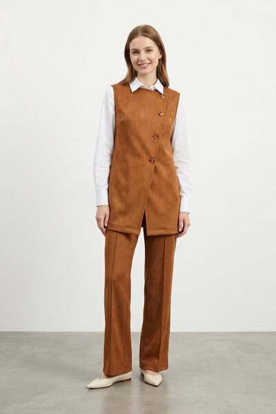 Puane Women's Asymmetrical Detailed Suede Vest Set - 14395Tkm - Tile Red