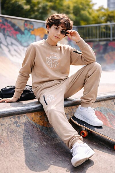 GMG Baby Boys' Suit with Circular Neck, Pockets and Zippers, Ages 11, 12, 13, 14