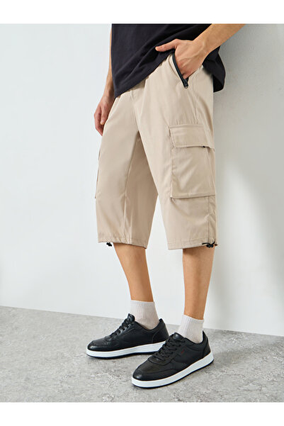 Take Two By Styli Men Beige Capri Cargo Shorts with Drawstring