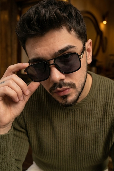 Chunky Frame Vera Unisex Square Black Ultra Lightweight Uv400 Filtered Sungla...