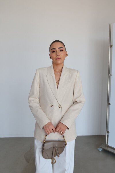 Özge Özgenç Kruvaze Keten Blazer Ceket