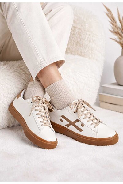 Melinta Shoes حذاء ميلينتا ذو أربطة ملون ومريح للنساء حذاء رياضي