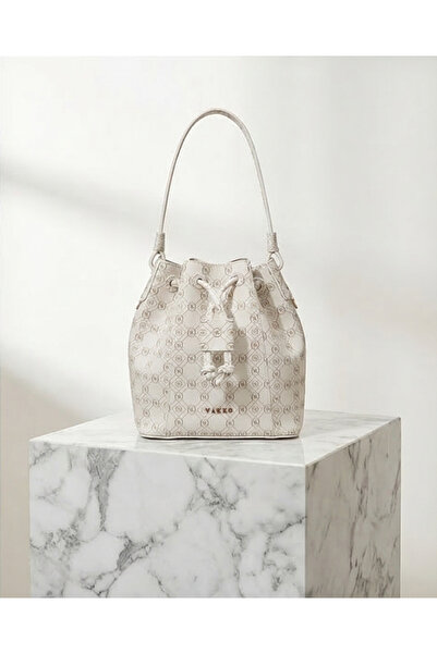 Vakko Couture Vkko White Bag ,Height 25 Width 26, Comes with a Special Case T...