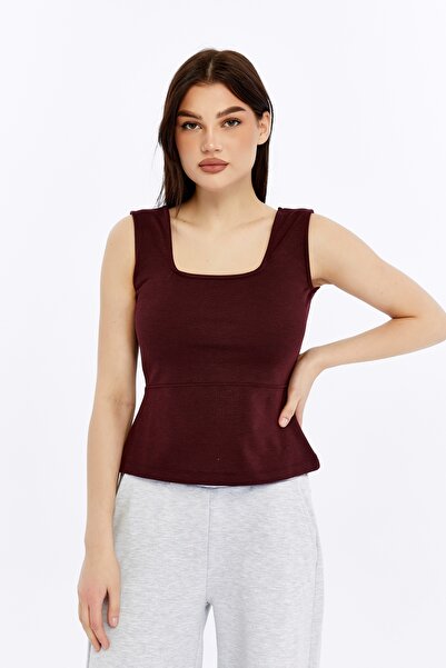 defys Women's Square Neck Sleeveless Thick Strap Stretchy Basic Blouse