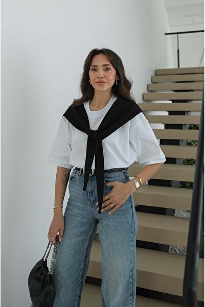 Havoş Λευκό μπλουζάκι με λεπτομέρεια δεσίματος με μαύρο σάλι