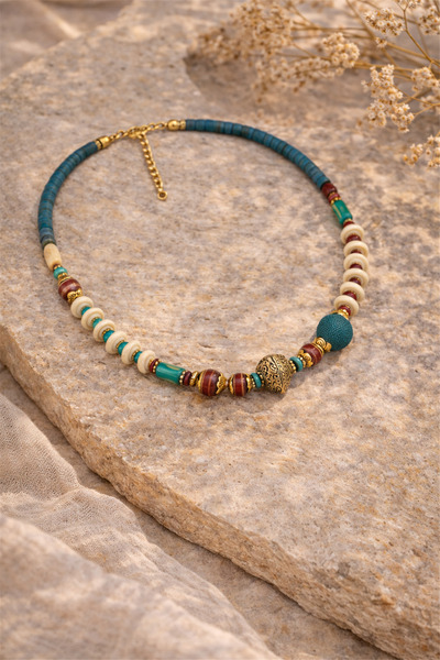 Brandsmiths قلادة عرقية - حجر طبيعي