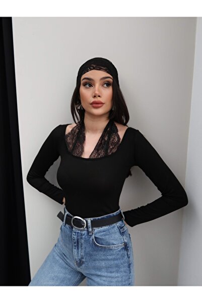 ESRAHELVACI Lace Neck Tie Blouse