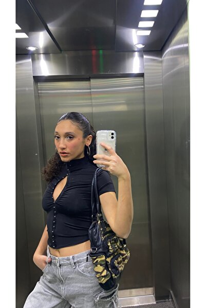 offcastle Agraf kanca kapama önü kancalı dar siyah kısa kol bluz body