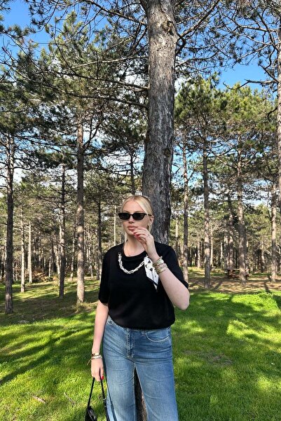 lizge giyim تي شيرت بتفاصيل فاخرة