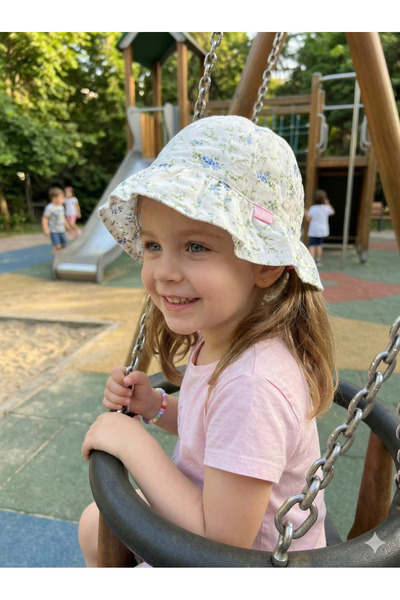 PIECE SIGNATURE 100% Βαμβάκι , Κοριτσίστικο, Καπέλο με τραγανό σχέδιο με τύπω...