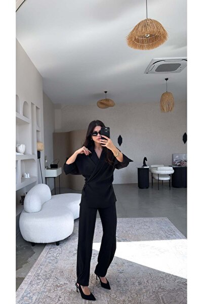 Buket Teke Jachetă neagră cu două rânduri de nasturi lejer cu detaliu la tiv ...