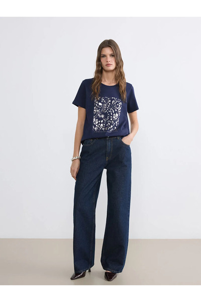 LC Waikiki Γυναικείο μπλουζάκι LCW EVERYDAY σε σκούρο μπλε με στάμπα και λαιμ...