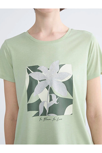 LC Waikiki Γυναικείο μπλουζάκι LCWAIKIKI Classic Green Crew Neck με στάμπα