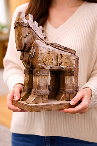 GÖKÇEN HOBİ Truva Atı 29 cm 950 gram