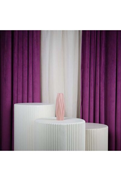 Yarn World Pink Plastic Flower Vase