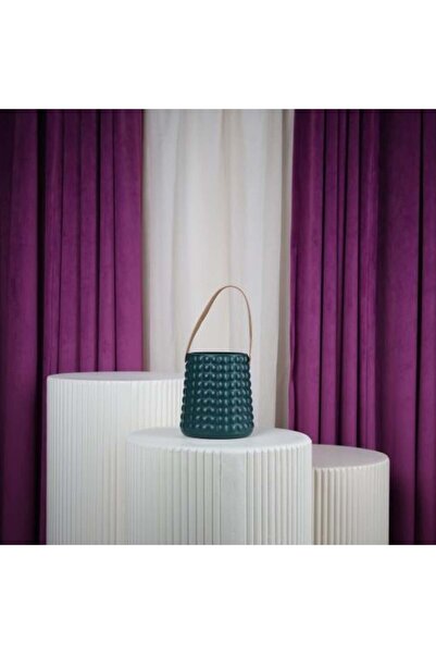 Yarn World Plastic Flower Vase Green