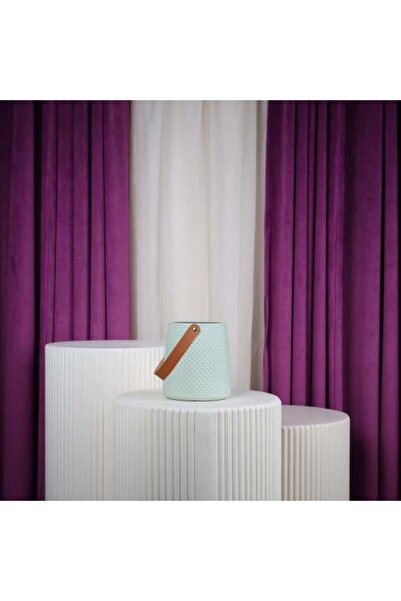 Yarn World Plastic Flower Vase in Apple Color