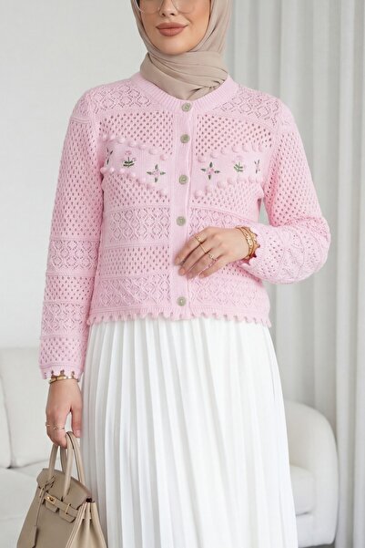 HİJABAYA Πλεκτή ζακέτα με κουμπιά και Με κέντημα πομπόν στο μπροστινό μέρος