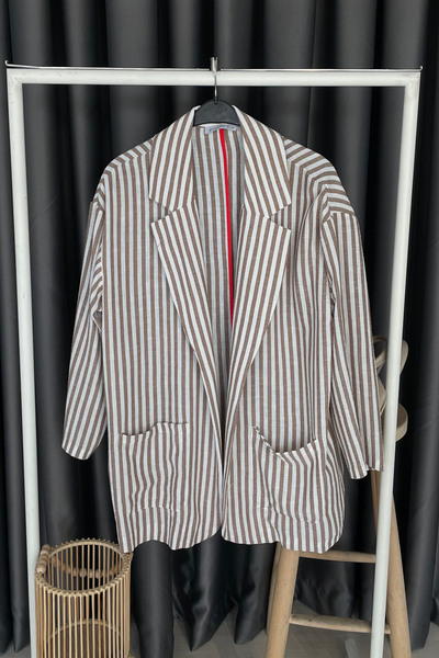 Loreen Double-Breasted Collar Striped Linen Jacket - Camel Camel