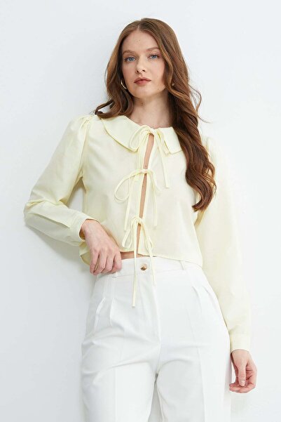 Fulla Moda Front Tie Baby Collar Crop Blouse