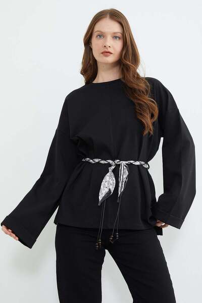 Fulla Moda Belt Piece Slit Wide Sleeve Tunic