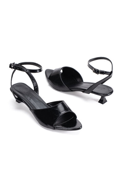MFT AYAKKABI Thin Strap Design Heeled Pointed Toe Sandals