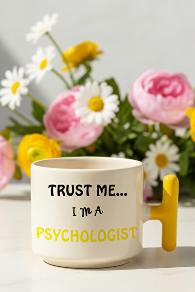 giftkonsept Trust Me I'M a Psychologist Printed Psychologist Gift Yellow T-Ha...
