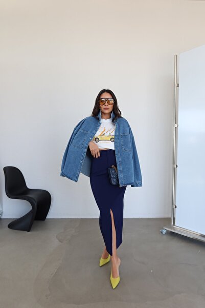 Özge Özgenç Önden Yırtmaçlı Tok Doku Etek