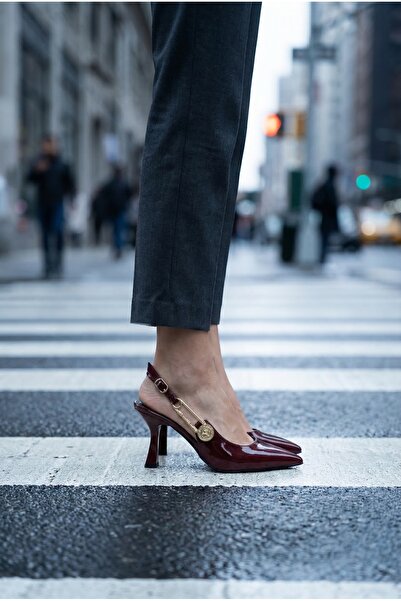 Les Chatelets Clair D’Héritage Pointed Toe Summer 8cm Heel Buckle Detail Wome...