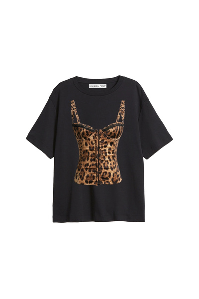 CİNEMA MODA Leo Top με τύπωμα Μαύρο γυναικείο μπλουζάκι με άνετη εφαρμογή