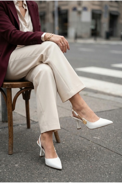 Les Chatelets Clair D’Héritage Pointed Toe Summer 8cm Heel Buckle Detail Wome...