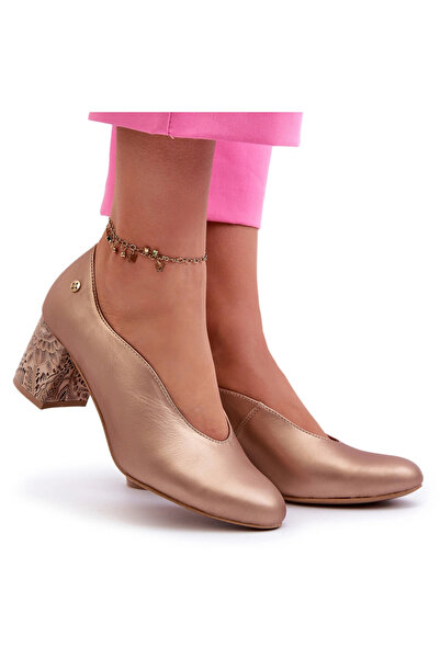 maciejka Elegant Leather Pumps with Platform 06422-25 Gold 40