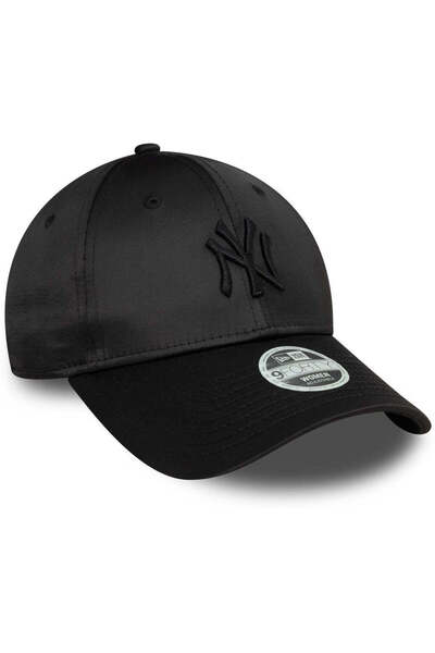 NEW ERA Women's Satin 9Forty New York Yankees Cap