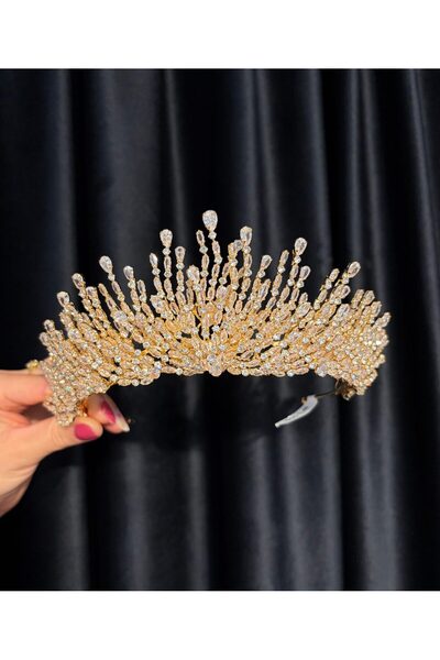 KREATIVA Crown with Zirconium