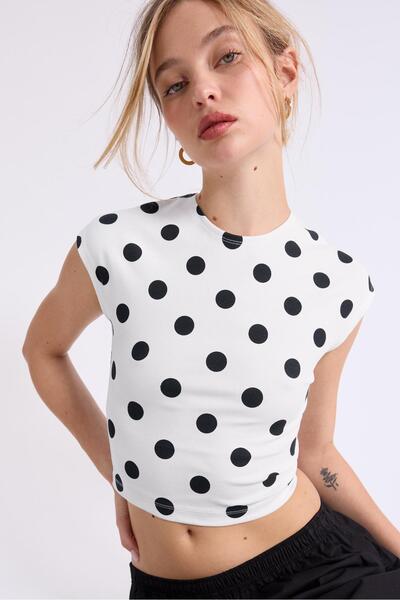 Stradivarius Cap sleeve polka dot T-shirt
