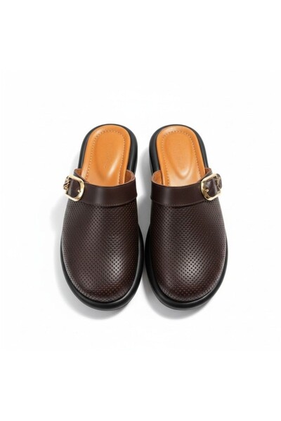 NE&VE SHOES Καφέ γνήσιο δέρμα, γυναικείες παντόφλες Sabo με λεπτομέρεια βελον...