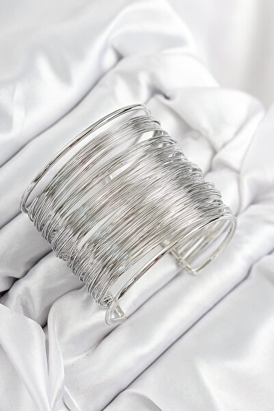 Inure Jewelry سوار نسائي من الأسلاك النحاسية موديل فضي اللون