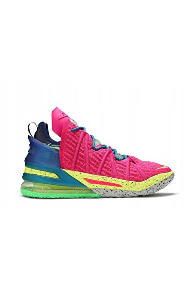 Nike LeBron 18